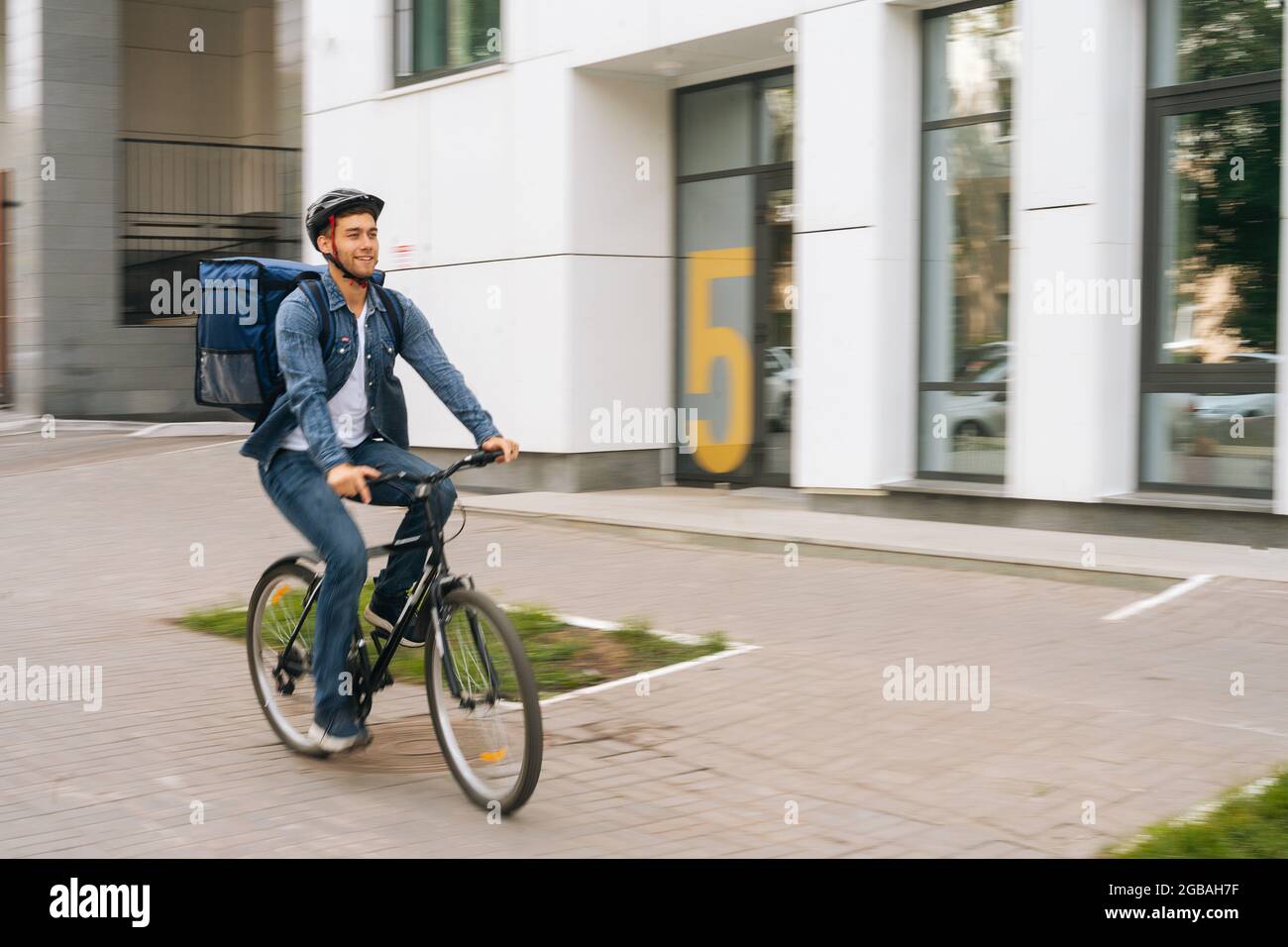 Termo ciclismo fotografías e imágenes de alta resolución - Alamy