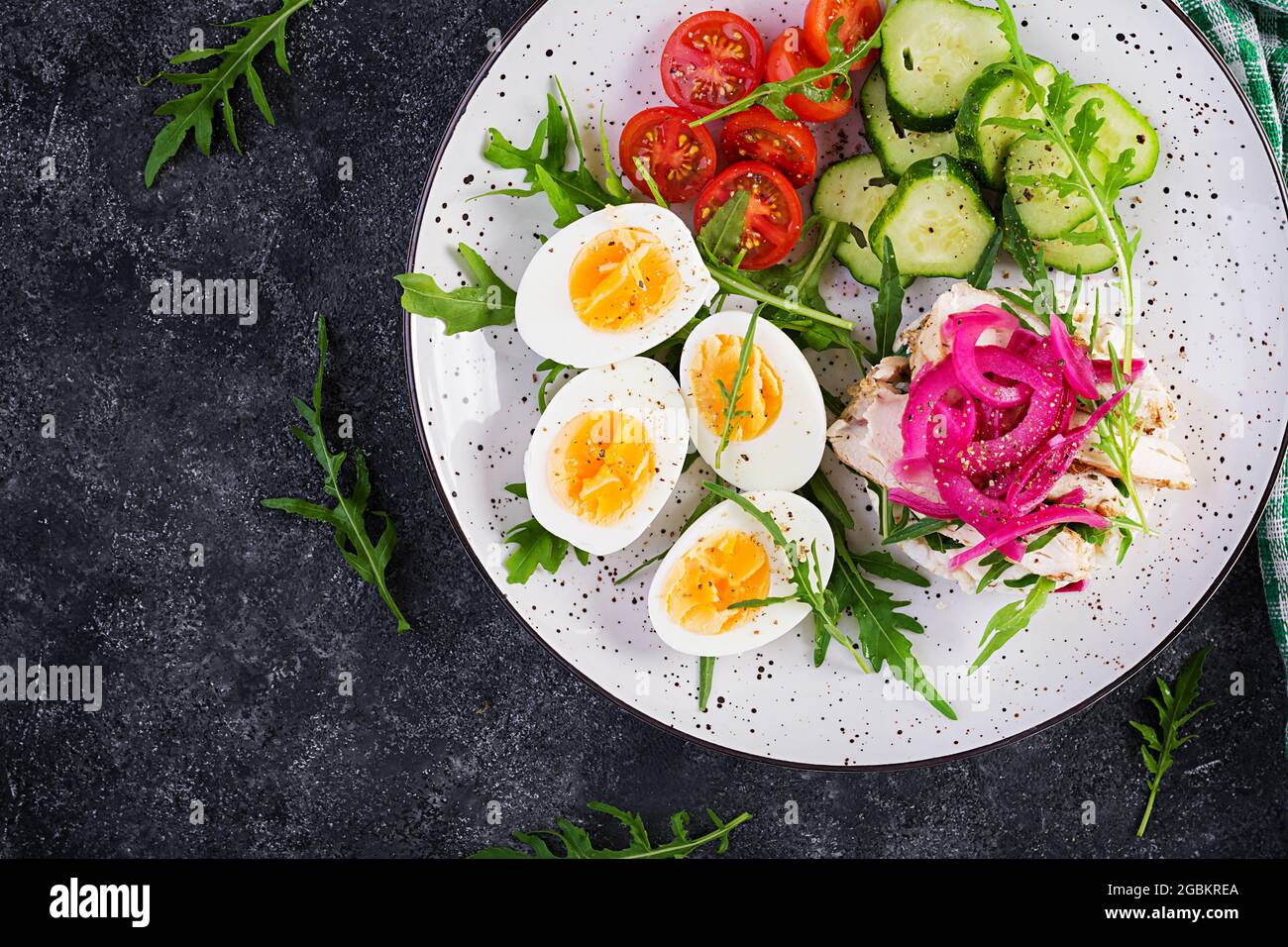 Cómo Cocinar Huevos Duros Perfectos - Recetas Saludables - Colsalud