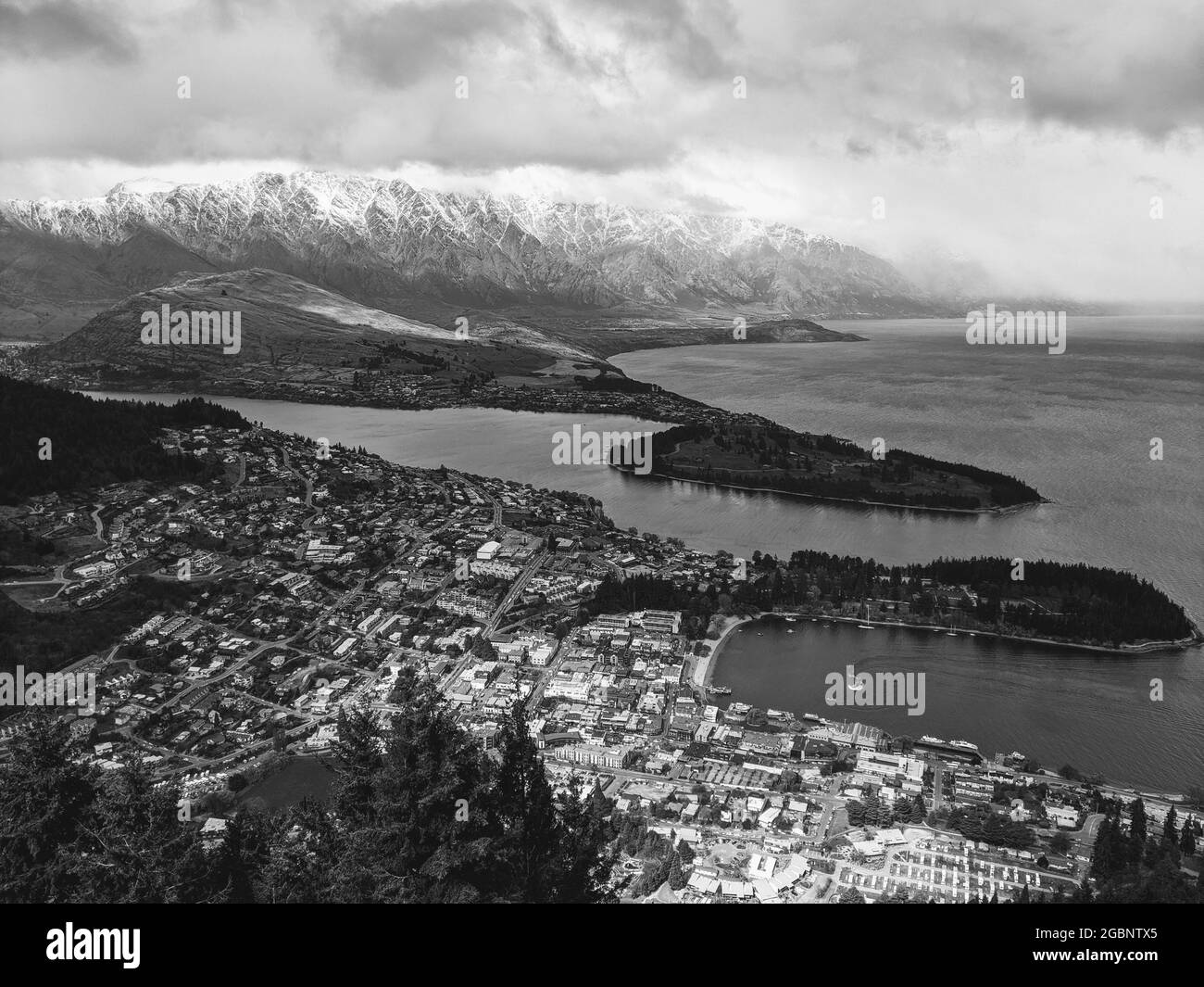 Vista aérea de Queenstown en Nueva Zelanda Foto de stock