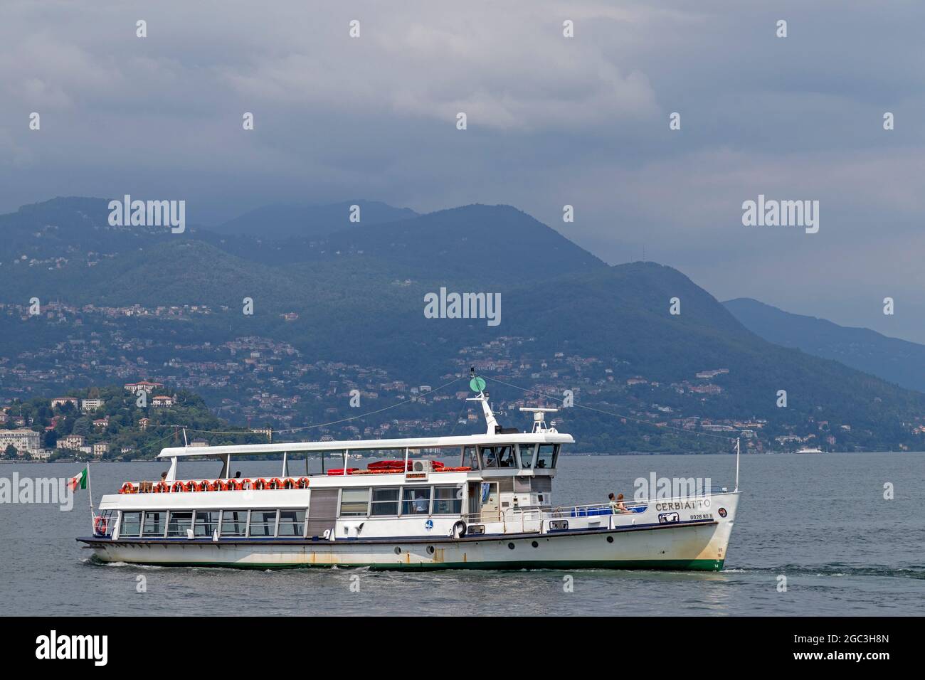 Excursión en barco, Stresa, Lago Maggiore, Piamonte, Italia Foto de stock