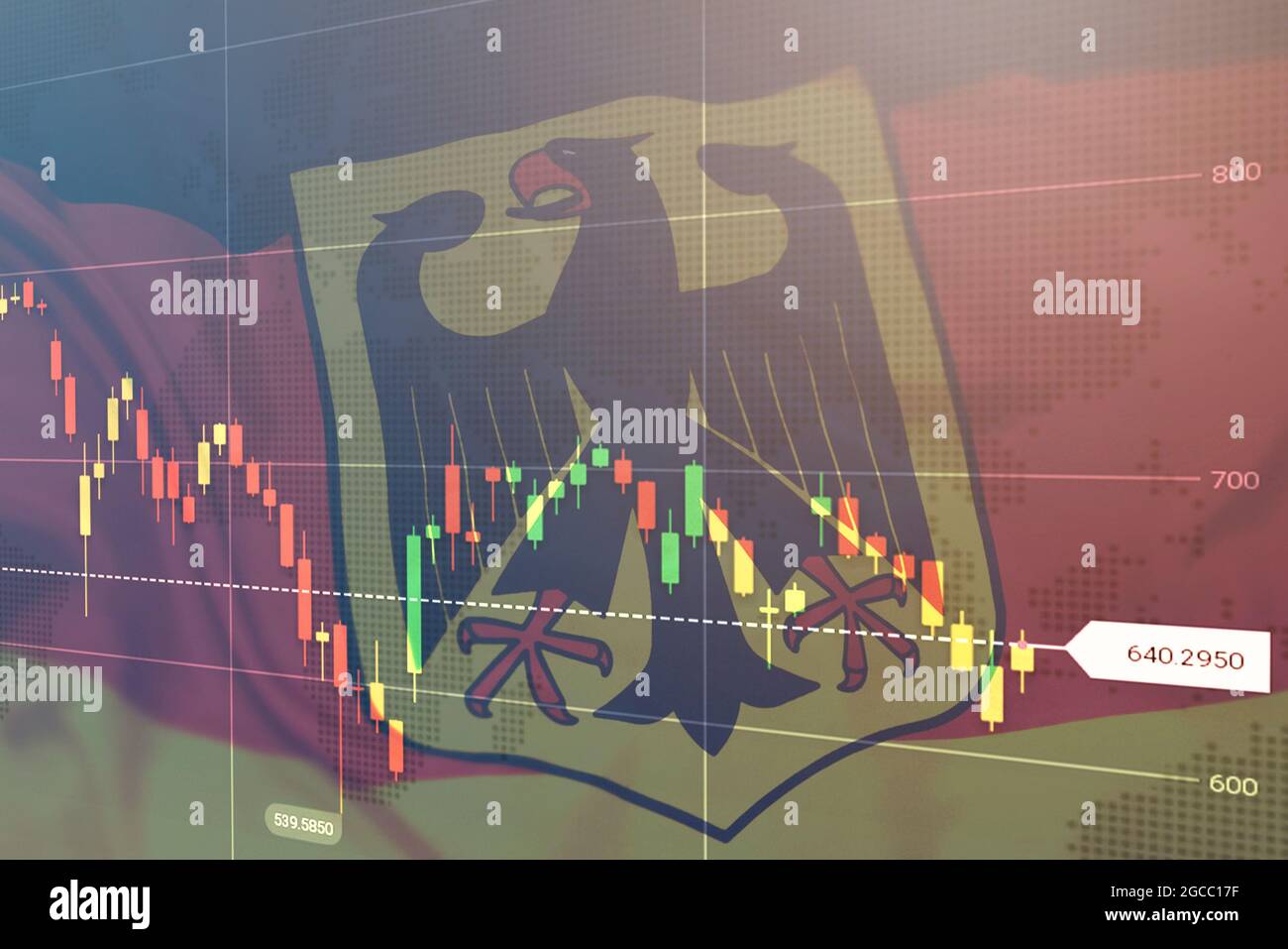 Gráfico financiero virtual en la bandera de Alemania. Concepto de inversión y divisas. Exposición múltiple. Gráfico que cae sobre la bandera de Alemania. Concepto de crisis Foto de stock