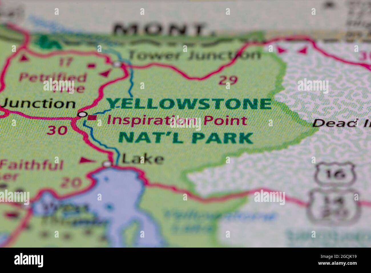 Parque Nacional Yellowstone Wyoming USA se muestra en un mapa de carreteras o mapa geográfico Foto de stock