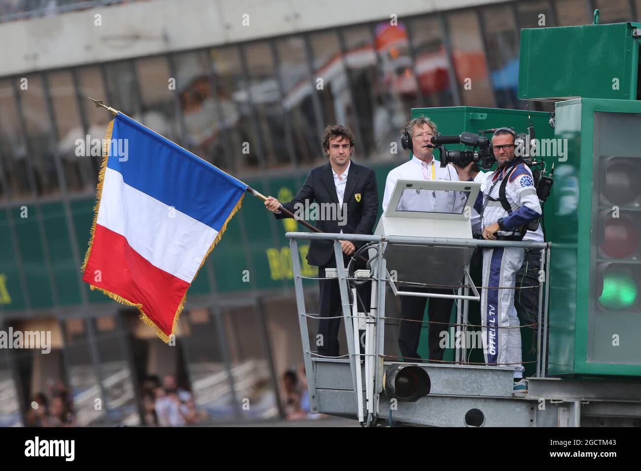 Fernando Alonso (ESP) Ferrari inicia la carrera. FIA World Endurance Championship, Le Mans 24 horas, carrera, sábado 14th de junio de 2014. Le Mans, Francia. Foto de stock