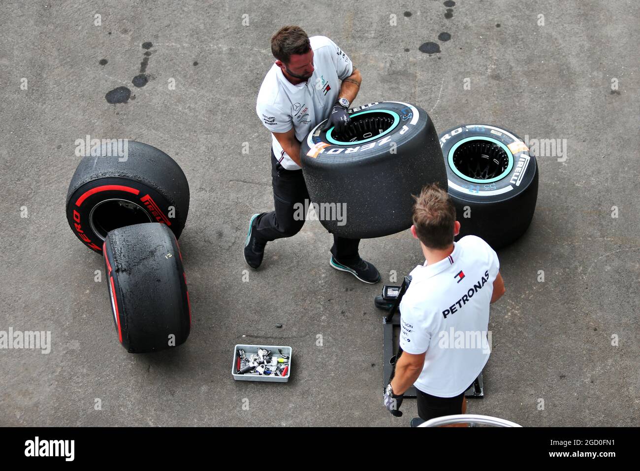 Mecánica de Mercedes AMG F1 con neumáticos Pirelli. Gran Premio de México,  viernes 25th de octubre de 2019. Ciudad de México, México Fotografía de  stock - Alamy