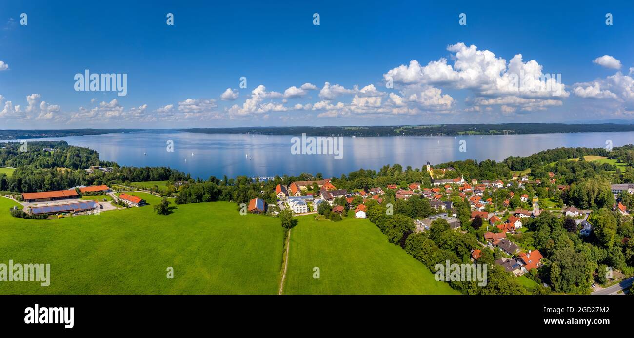 Berried on Lake Starnberg, Fuenfseenland, Alta Baviera, Alemania, Europa Foto de stock