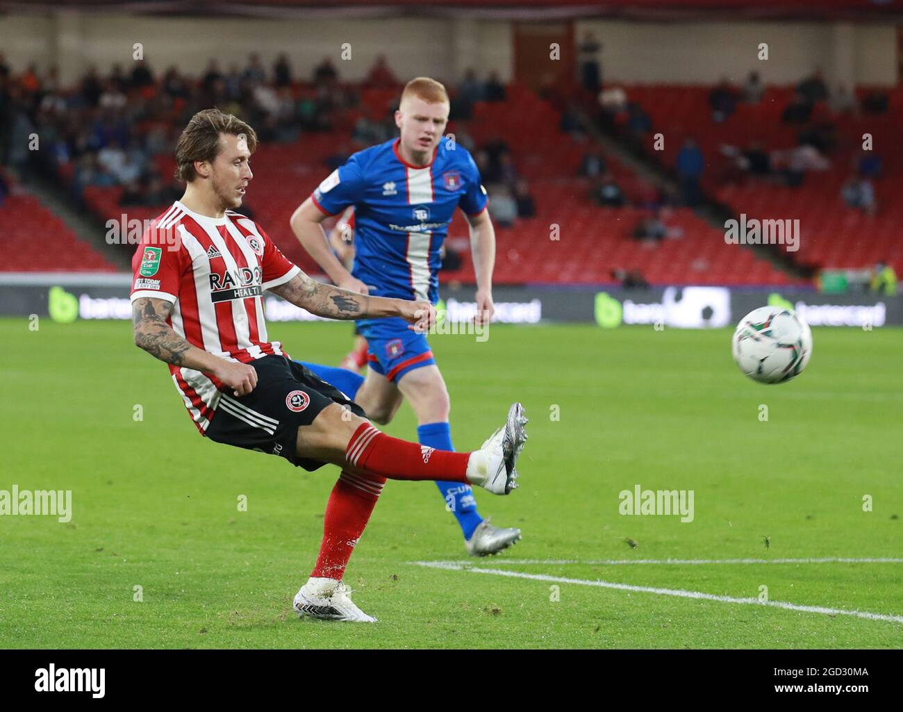 Sheffield, Inglaterra, 10th de agosto de 2021. Luke Freeman de Sheffield Utd durante el partido de la Copa Carabao en Bramall Lane, Sheffield. El crédito de la foto debe ser: Simon Bellis / Sportimage Foto de stock