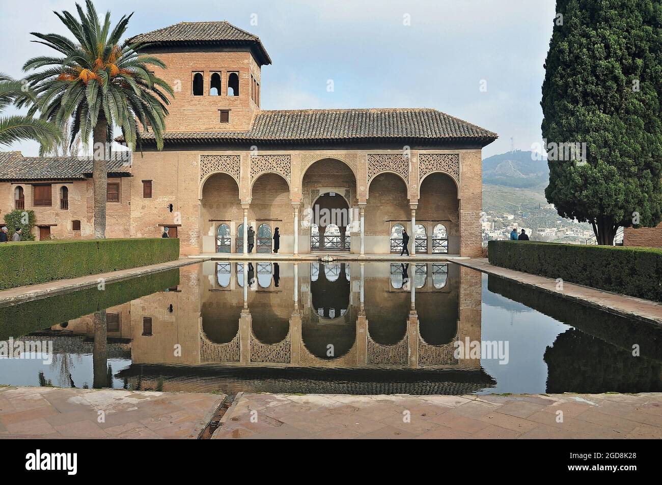 El Partal, El Palacio Y Los Jardines De Palacio Nazaries, La Alhambra ...