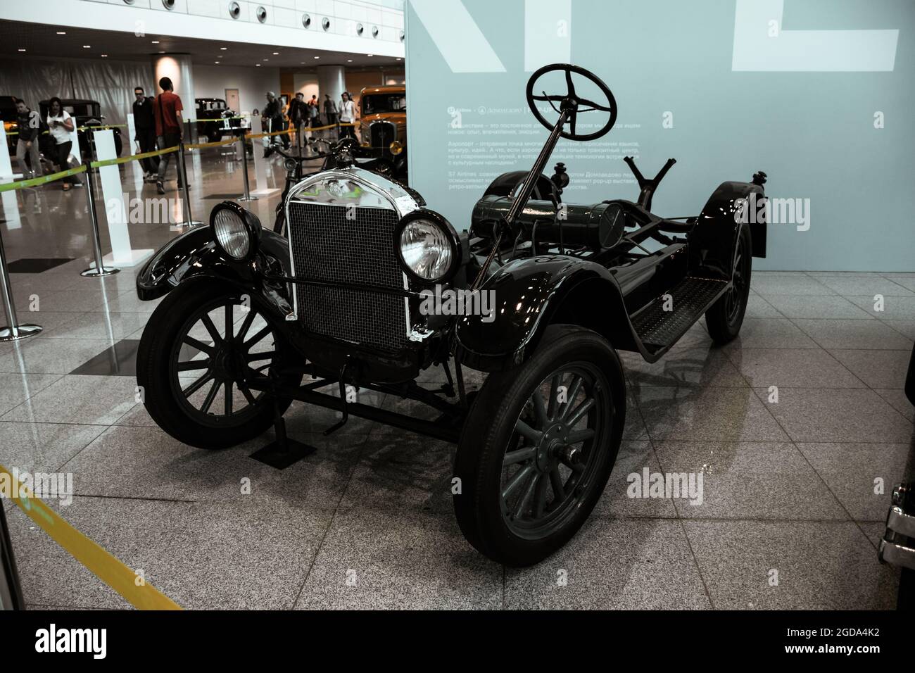 4 de junio de 2019, Moscú, Rusia: Chasis del coche americano Ford Modelo T 1908-1927. Coches retro clásicos de 1920s. Foto de stock