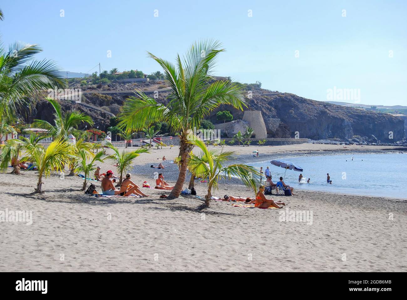 Vista a la playa, playa de San Juan, Tenerife, Islas Canarias, España Foto de stock