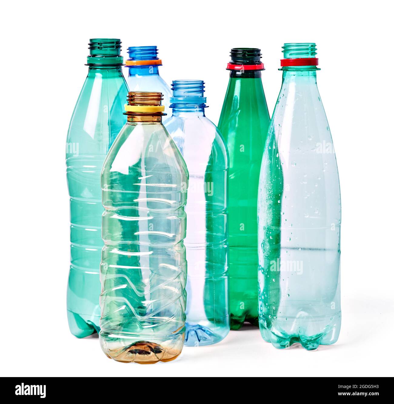 La botella de plástico: de recipiente milagroso a residuo odiado