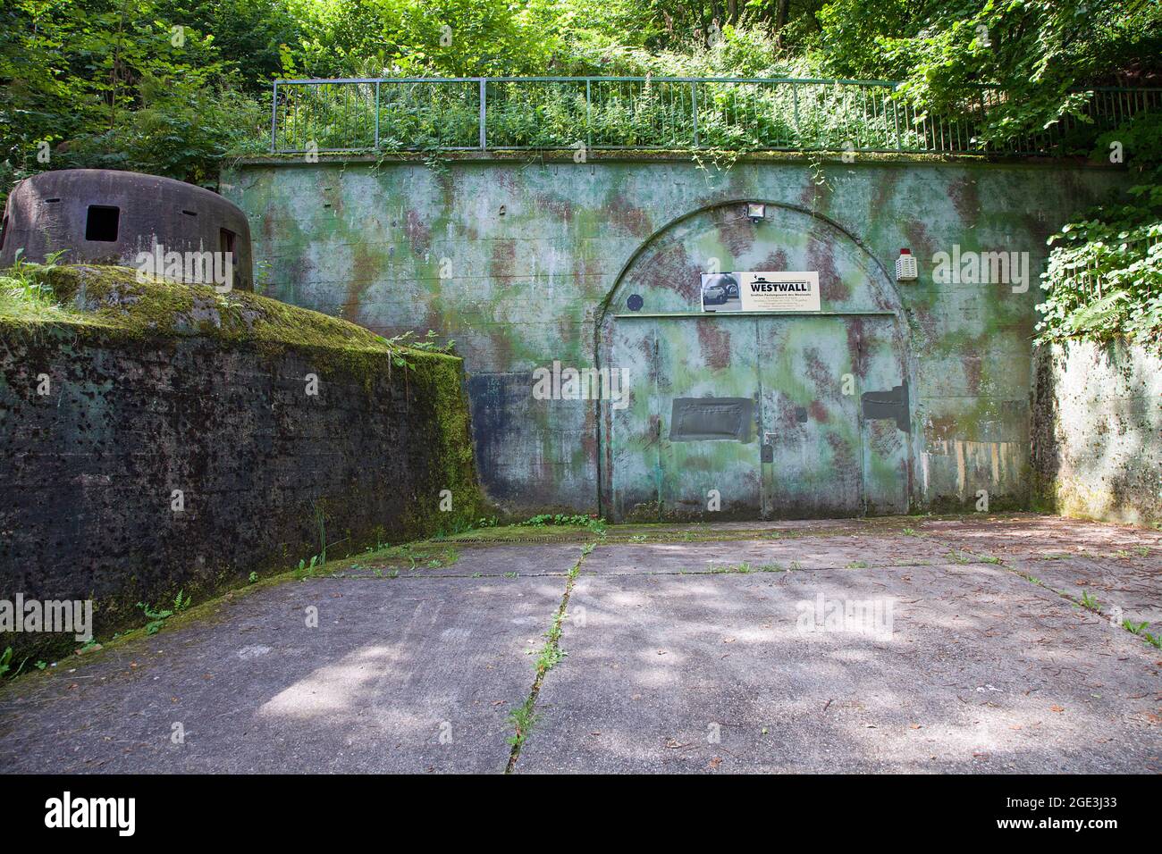 Entrada a la fortaleza Siegfried Line, Pirmasens, Renania-Palatinado, Alemania Foto de stock