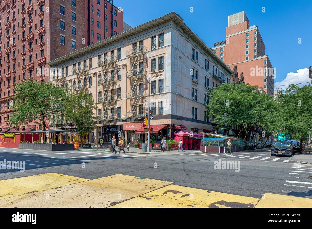 200 West 80th Street, alias 416 Amsterdam Avenue, es una casa de apartamentos de estilo renacentista diseñada por Charles See y construida en 1895. Foto de stock