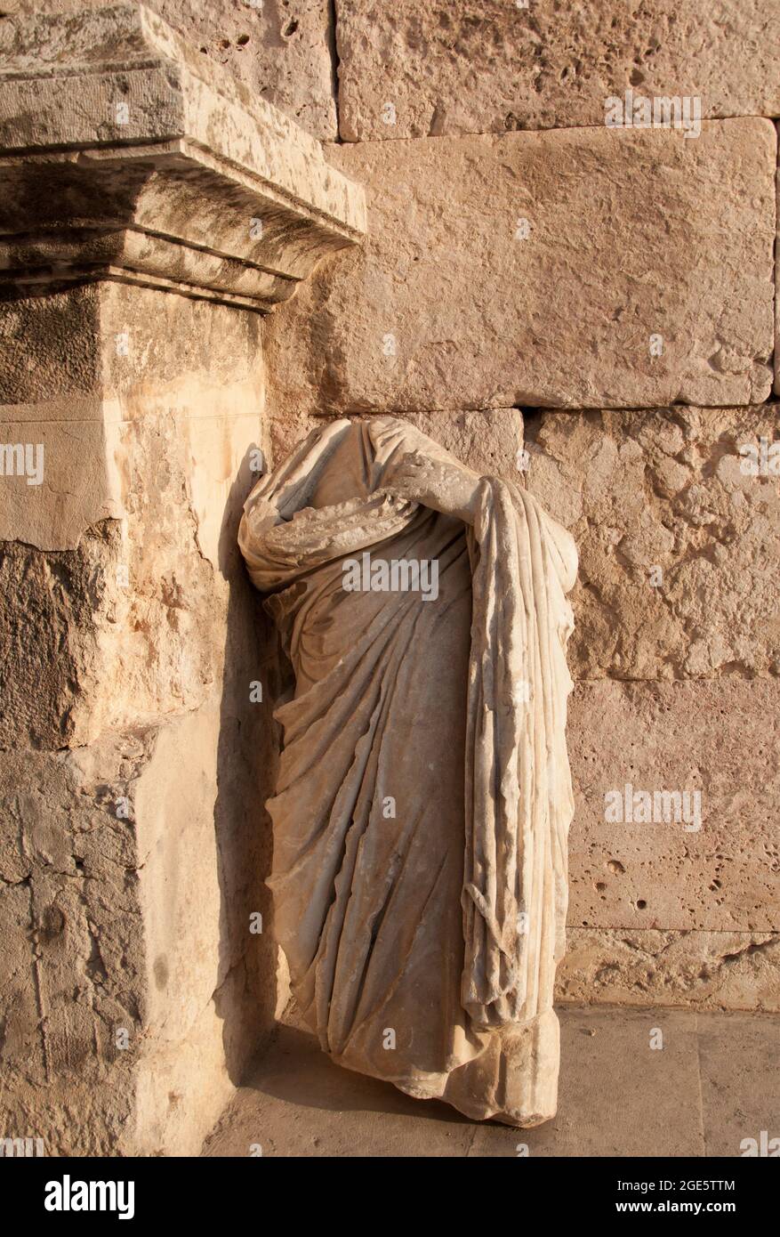 Estatua (detalle), Teatro Romano, Ammán, Jordania, Oriente Medio Foto de stock