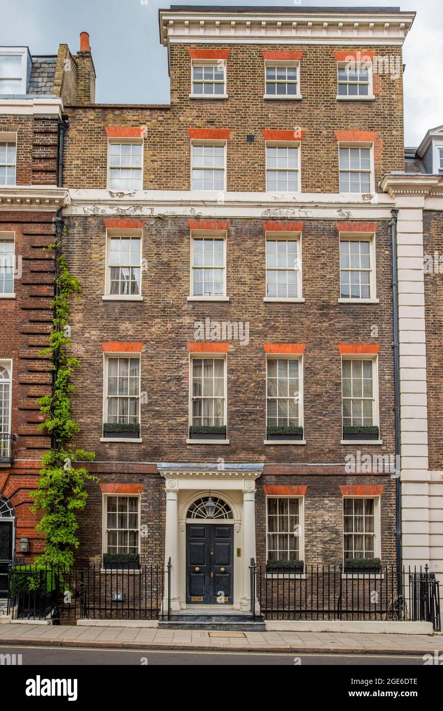 Casas adosadas de lujo en Mayfair, Londres Foto de stock