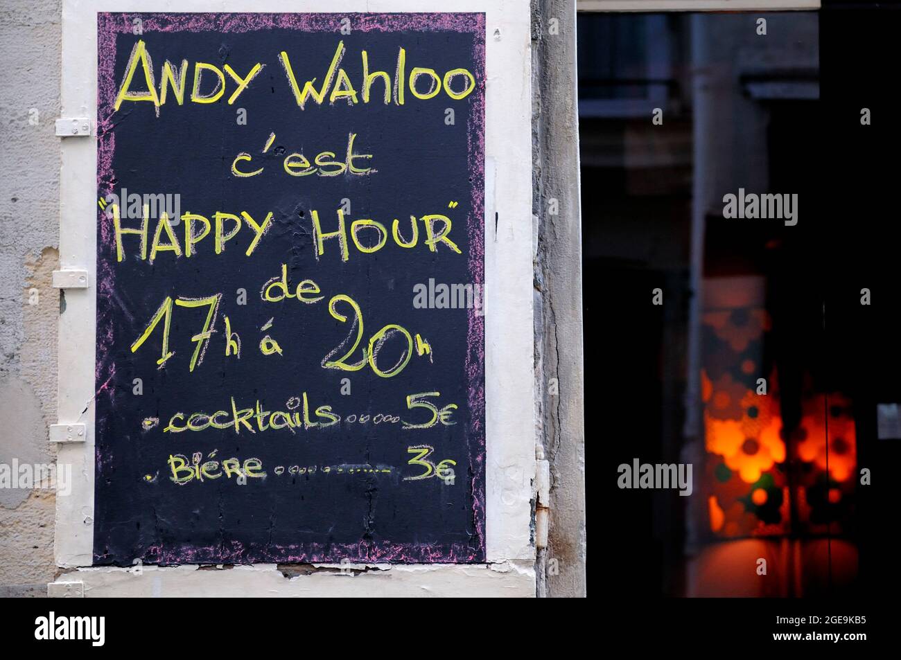 Francia Paris 75 3 Rd Arrondissement Andy Wahloo Bar Fotografia De Stock Alamy