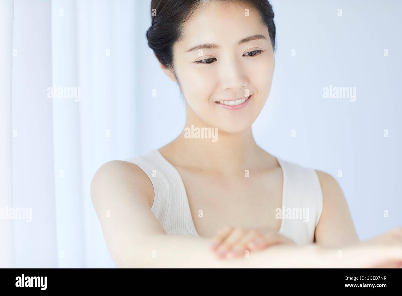 Retrato de la mujer japonesa de la belleza Foto de stock