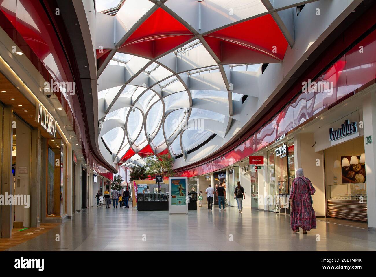 Shopping centre in liege fotografías e imágenes de alta resolución - Alamy