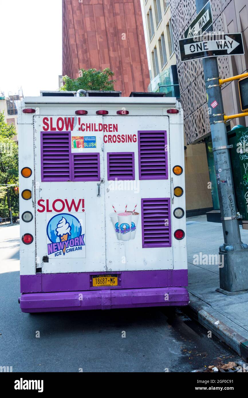 Camión de helados en la ciudad de Nueva York, NY, Estados Unidos Foto de stock