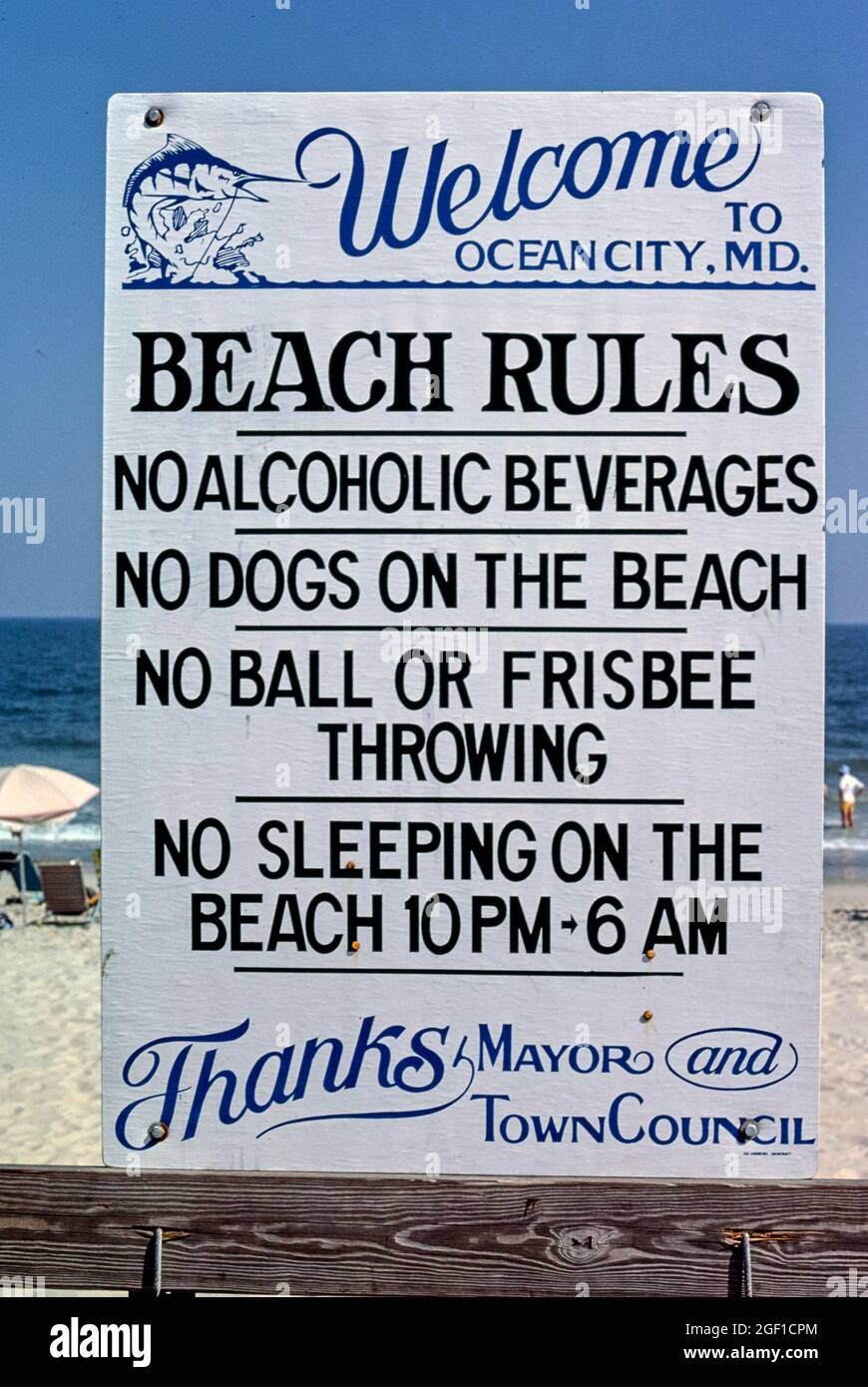 Reglas de la playa, Ocean City, Maryland, 1985 Fotografía de stock - Alamy