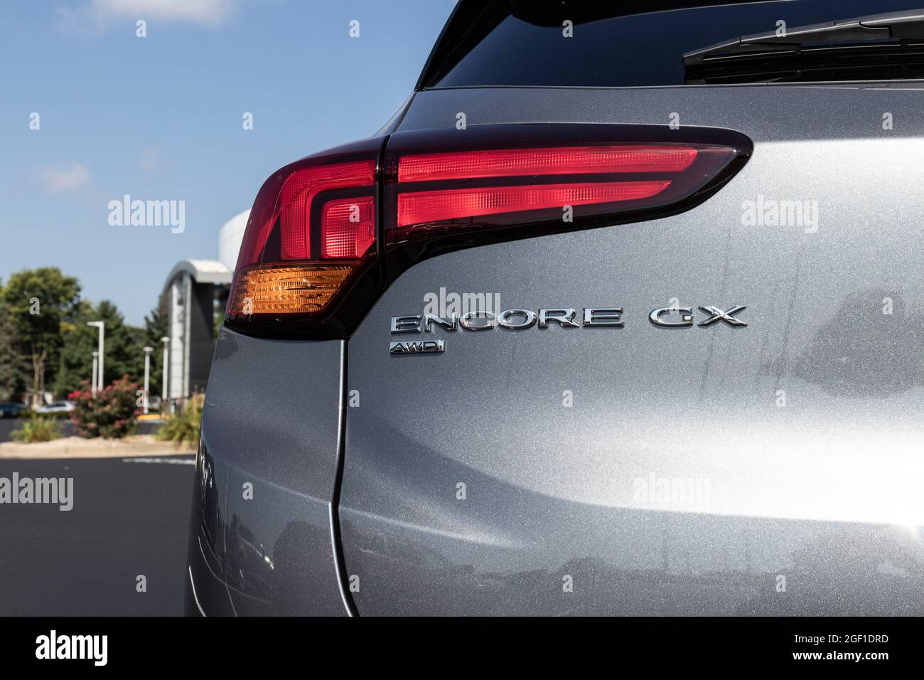 Kokomo - Circa Agosto 2021: Buick Encore CX SUV. El Encore tiene Amazon  Alexa, Apple CarPlay y Android Auto integrados Fotografía de stock - Alamy