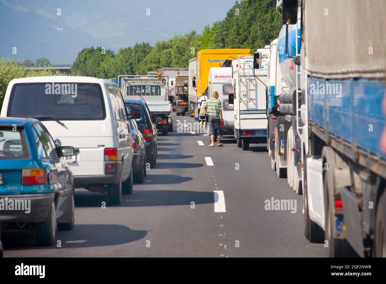 Atasco de tráfico en un motroway, cierre completo, Austria Foto de stock