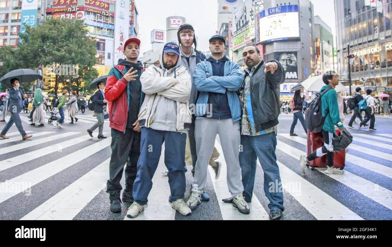 LA GENTE SIMPLEMENTE NO HACE NADA: GRANDE EN JAPÓN 2021 Universal Pictures película Foto de stock