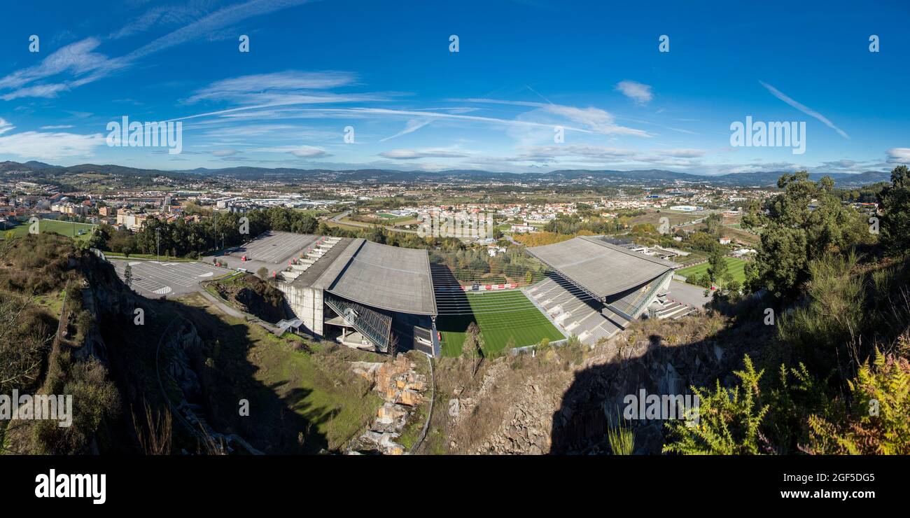 Estádio Municipal de Braga projeto arq. Eduardo Souto Moura Braga -  Portugal Fotografía de stock - Alamy