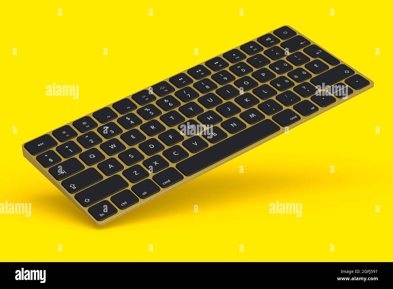 Moderno teclado de ordenador de aluminio dorado aislado sobre fondo amarillo. 3D Representación de equipos para oficina en casa y espacio de trabajo Foto de stock
