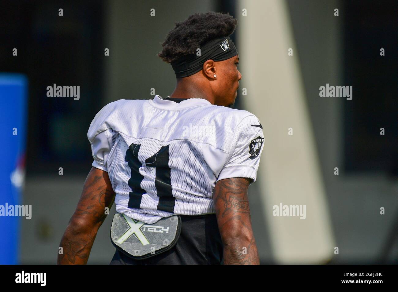 El receptor de Las Vegas Raiders Henry Ruggs III (11) durante el campamento de entrenamiento el jueves, 19 de agosto de 2021, en Thousand Oaks, California (Dylan Stewart/Image of Foto de stock