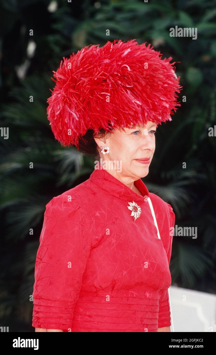 La princesa Margaret, abrió una exhibición marina en Kew Gardens, Londres. REINO UNIDO Foto de stock