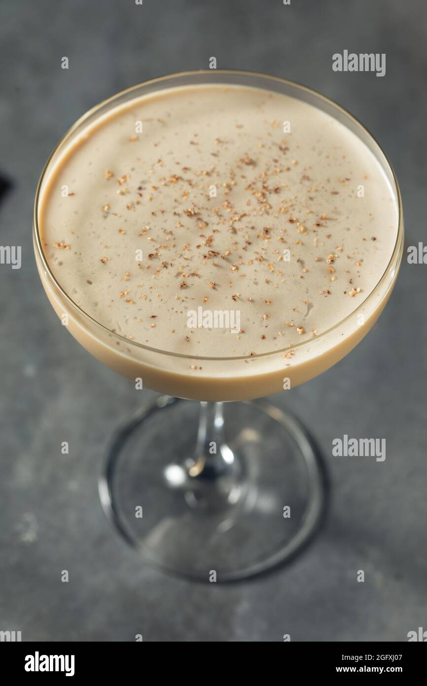 Arriba 98+ imagen coctel alexander receta original Thcshoanghoatham