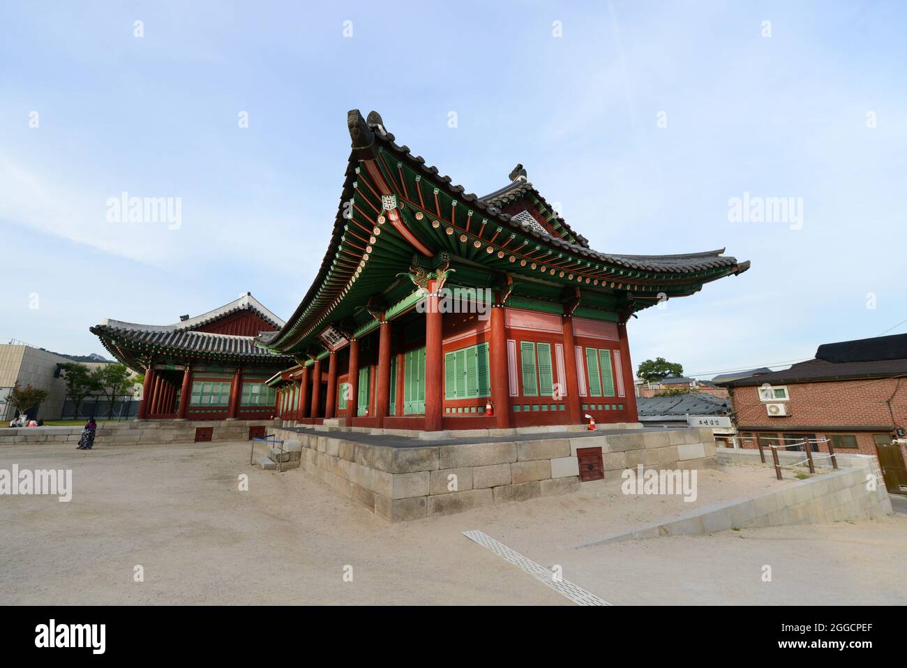 Bukchon Hanok Village - Hermodos edificios tradicionales coreanos. Seúl, Corea del Sur. Foto de stock