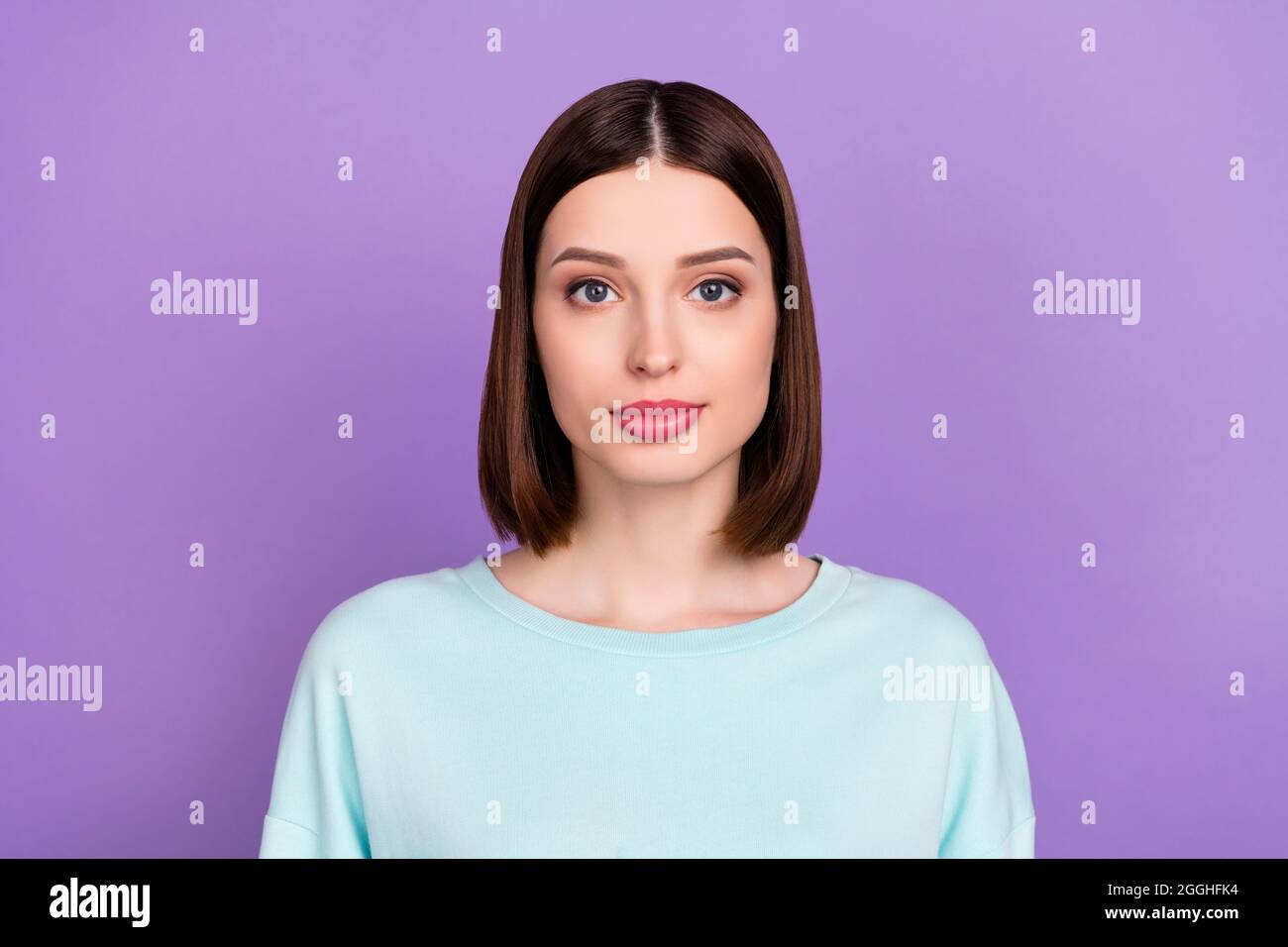 Sudadera morada fotograf as e im genes de alta resoluci n P gina