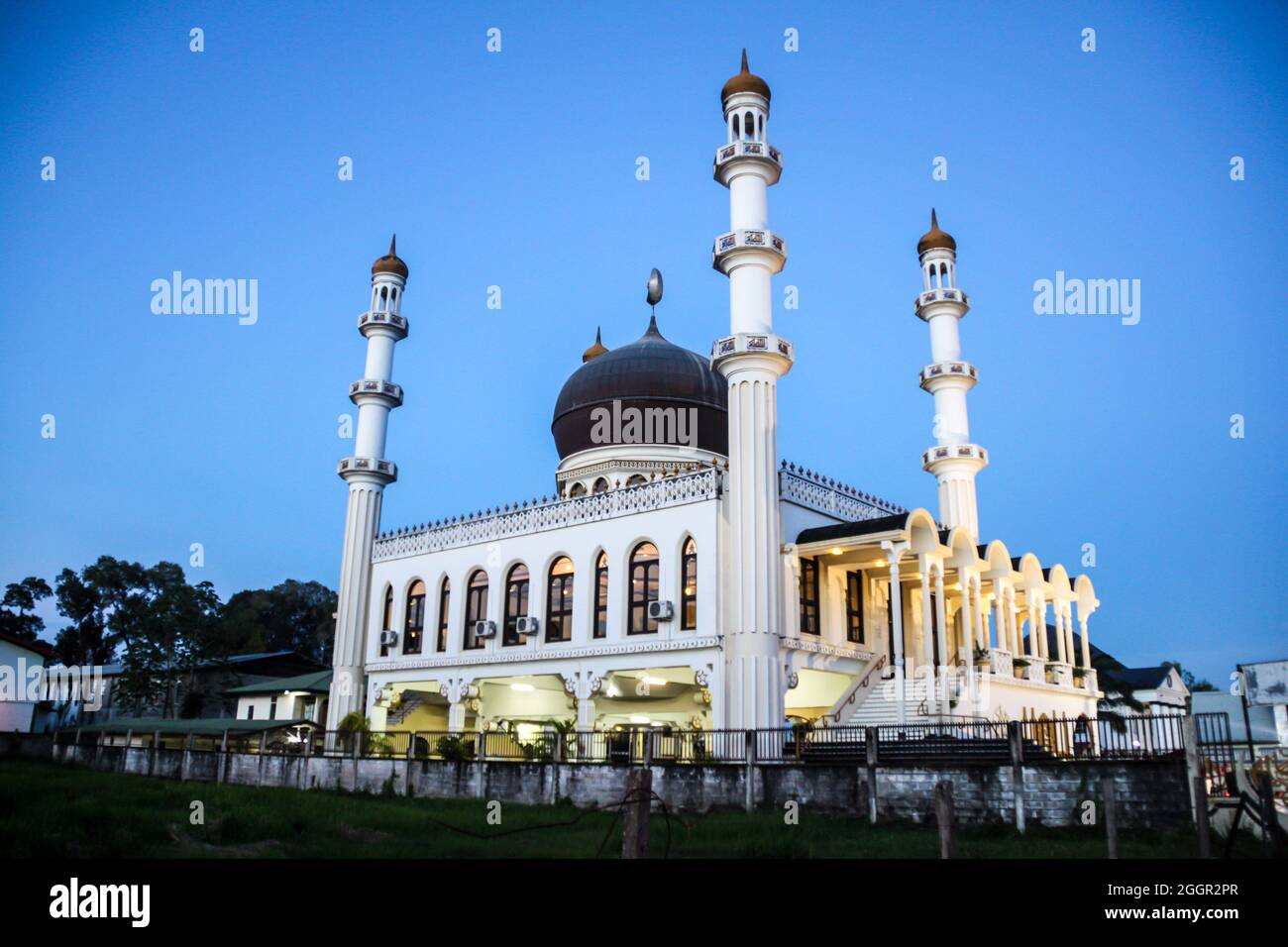 Mezquita Kaizerstraat en Paramaribo, capital de Surinam. Foto de stock