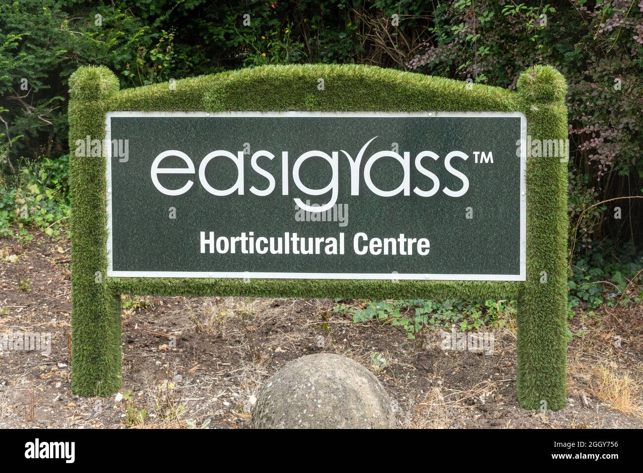 Easigrass Horticultural Center en Chobham, Surrey, Reino Unido, minoristas de césped artificial (césped plástico) Foto de stock