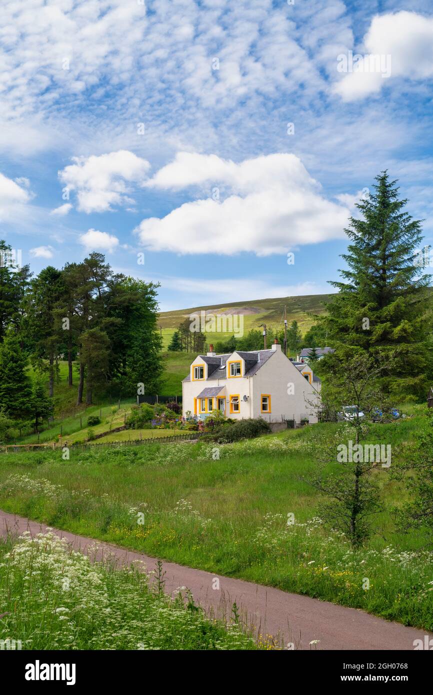Casa escocesa en Leadhills en verano. Scotlands segundo pueblo más alto. Sur de Lanarkshire, Escocia Foto de stock