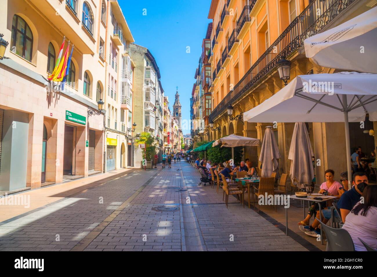 Calle Portales. Logroño, España. Foto de stock