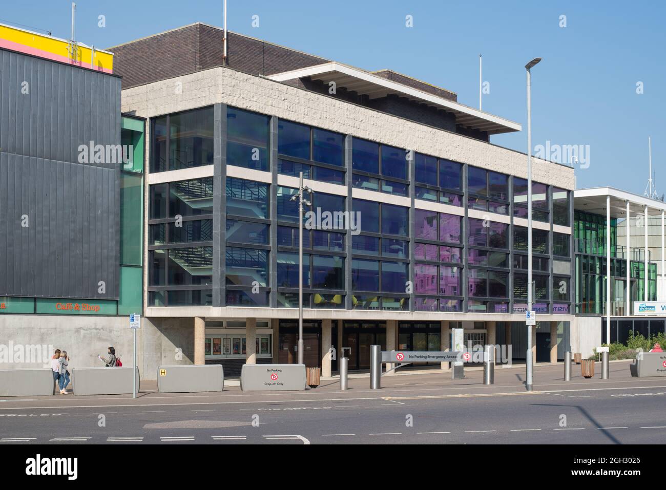 Teatro de congresos Eastbourne Bryan & Norman Westwood Architects Foto de stock