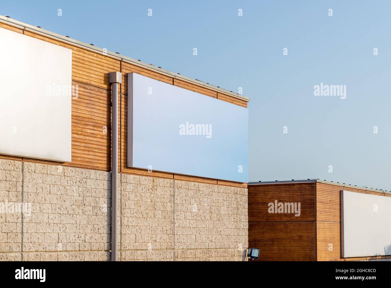 Maquetas de vallas publicitarias fotografías e imágenes de alta resolución  - Alamy