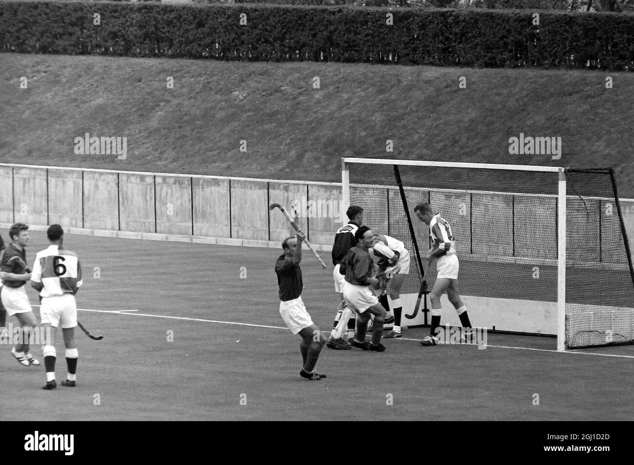 Juegos Olimpicos Juegos Olimpicos Xviii Olimpiada 18th En Tokio Japon Olimpiadas De Hockey Gb V Rhodesia Degan Consigue El Segundo Gol 14 De Octubre De 1964 Fotografia De Stock Alamy
