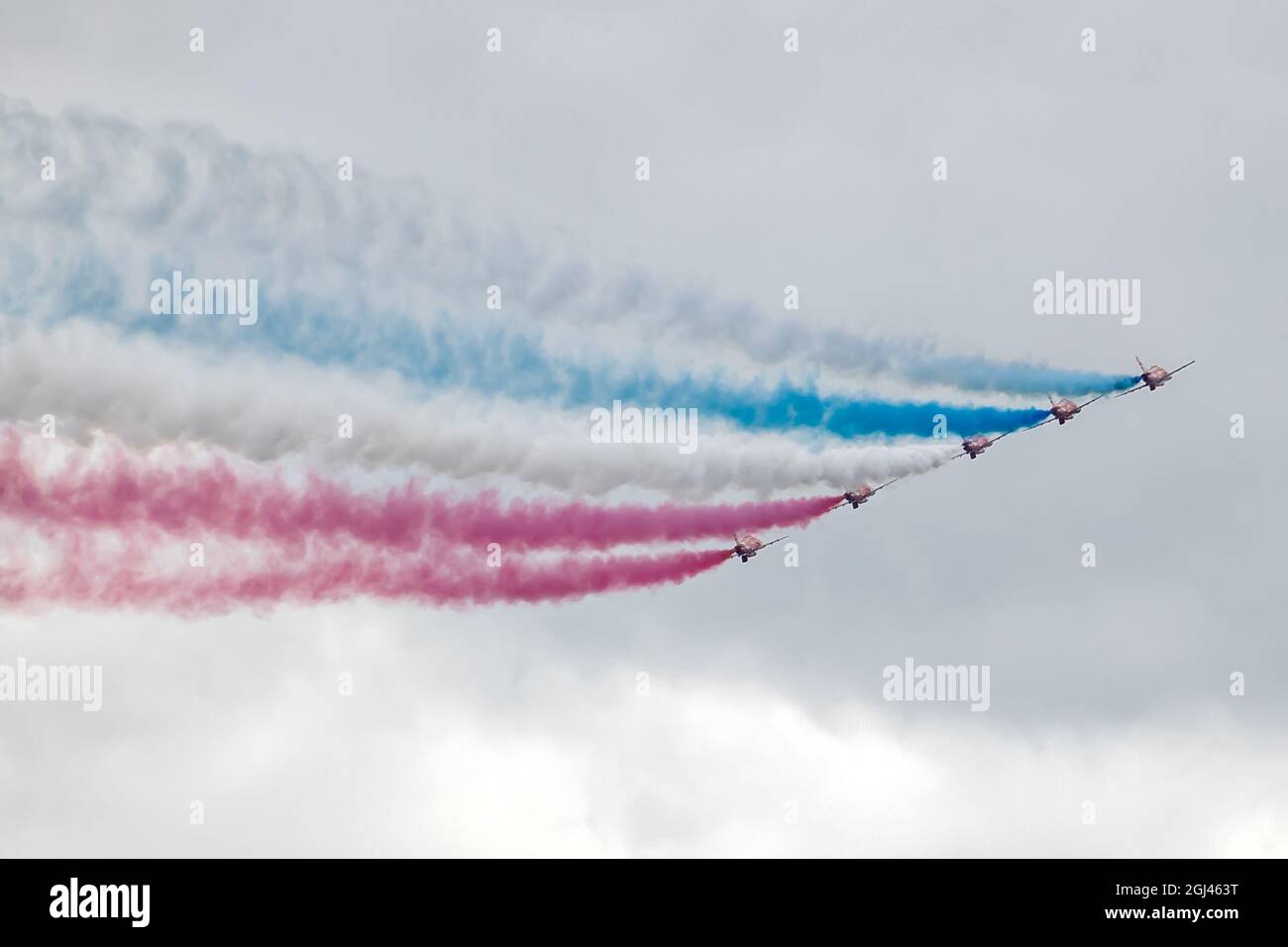 Royal Air Force Aerobatic Team, Red Flechas, pantalla, Bournemouth Air Show 2021, Reino Unido Foto de stock