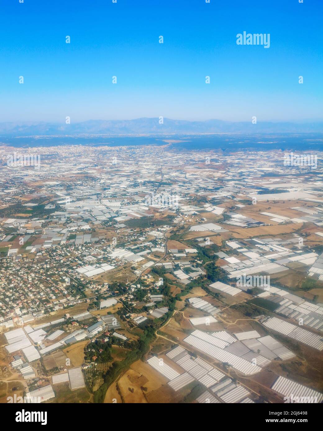 Vista aérea de vivero, campo de cultivo, campo de tierra en los alrededores  de Santa Ana, Sonora, México. Las nubes, agricultura, Agronomía, Paisaje,  Luz de día, exterior (Foto: Luis Gutierrez / NortePhoto) ..