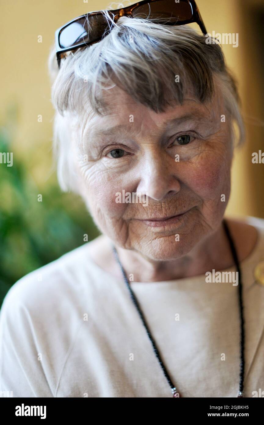 Archivo 2010-07-08 Lisbeth Palme, viuda del asesinado Primer Ministro sueco Olof Palme, ha muerto a los 87 años. Foto Robert Henriksson / DN / TT KOD 3000 Foto de stock