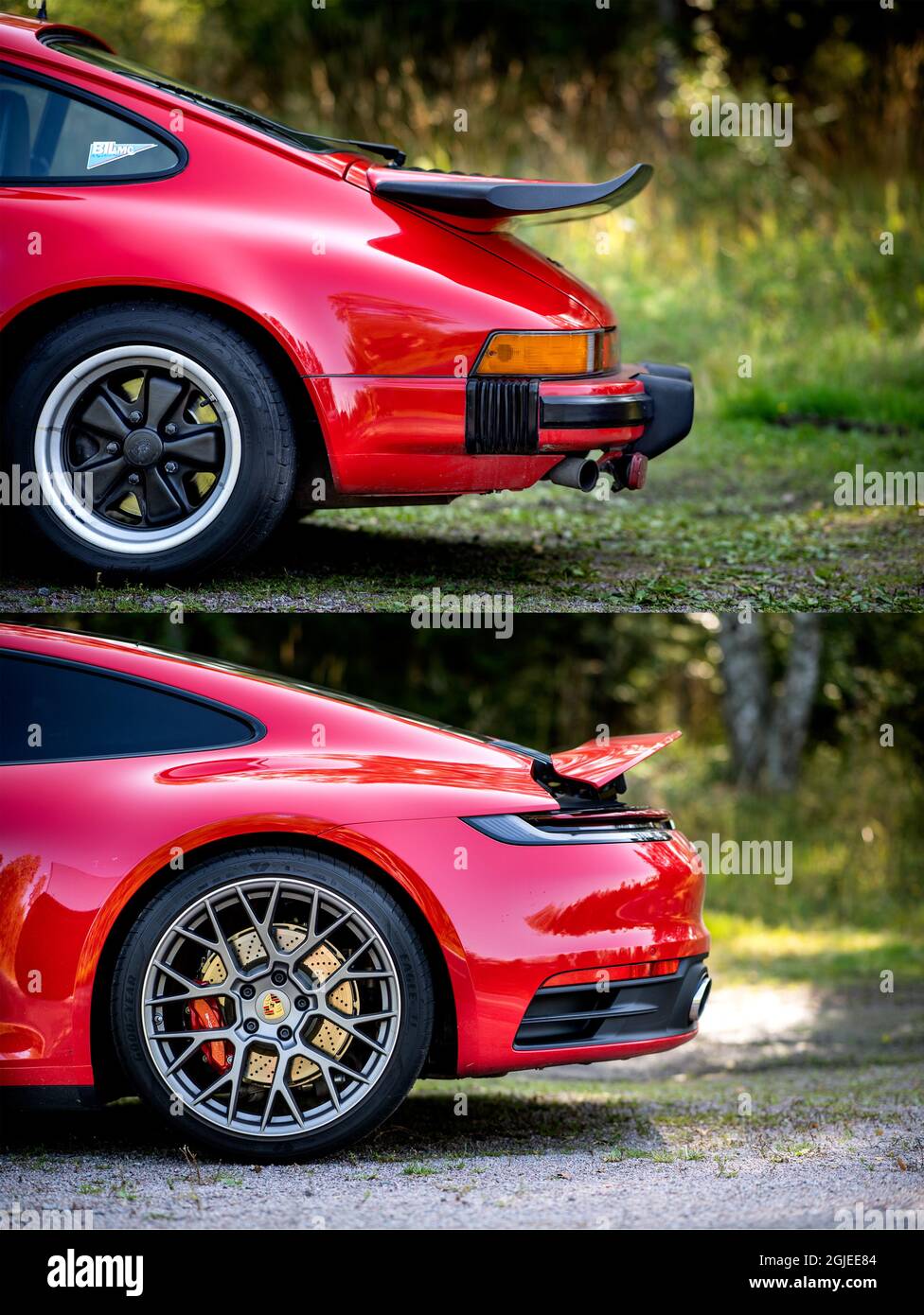 Un Porsche 911 Carrera 4S 2019/2020 rojo (abajo) y una Carrera 911 de 1986.  Un coche rojo Foto: Pontus Lundahl / TT / código 10050 Fotografía de stock  - Alamy