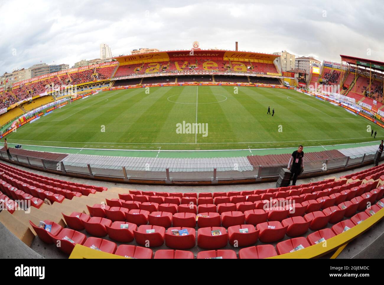 Vista general del estadio AliSamiYen antes del partido de fútbol de la Super Liga Turca entre Galatasaray y Eskisehirspor Foto de stock