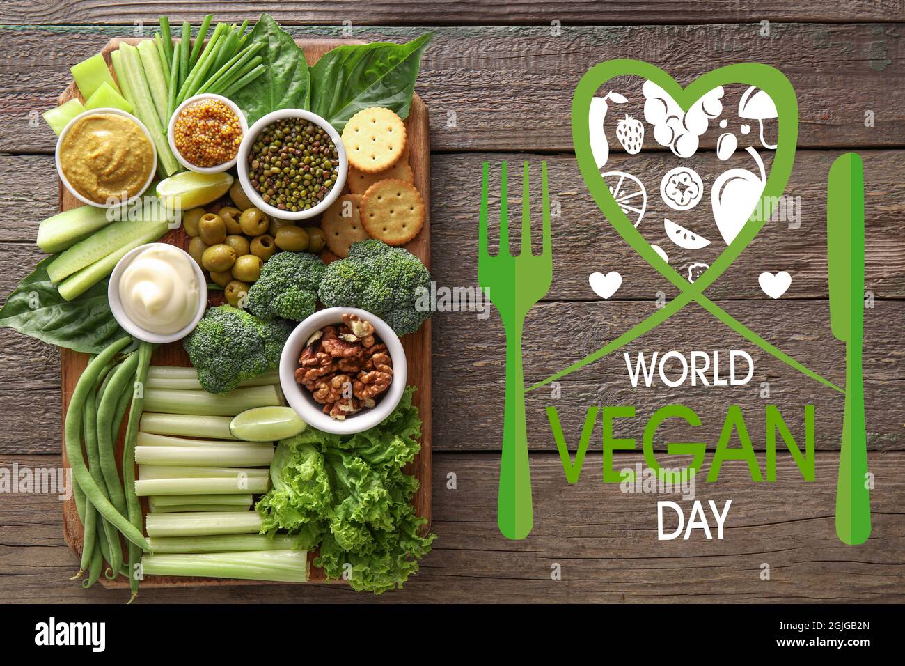 Tarjeta de felicitación para el Día Mundial de los Veganos con verduras frescas Foto de stock