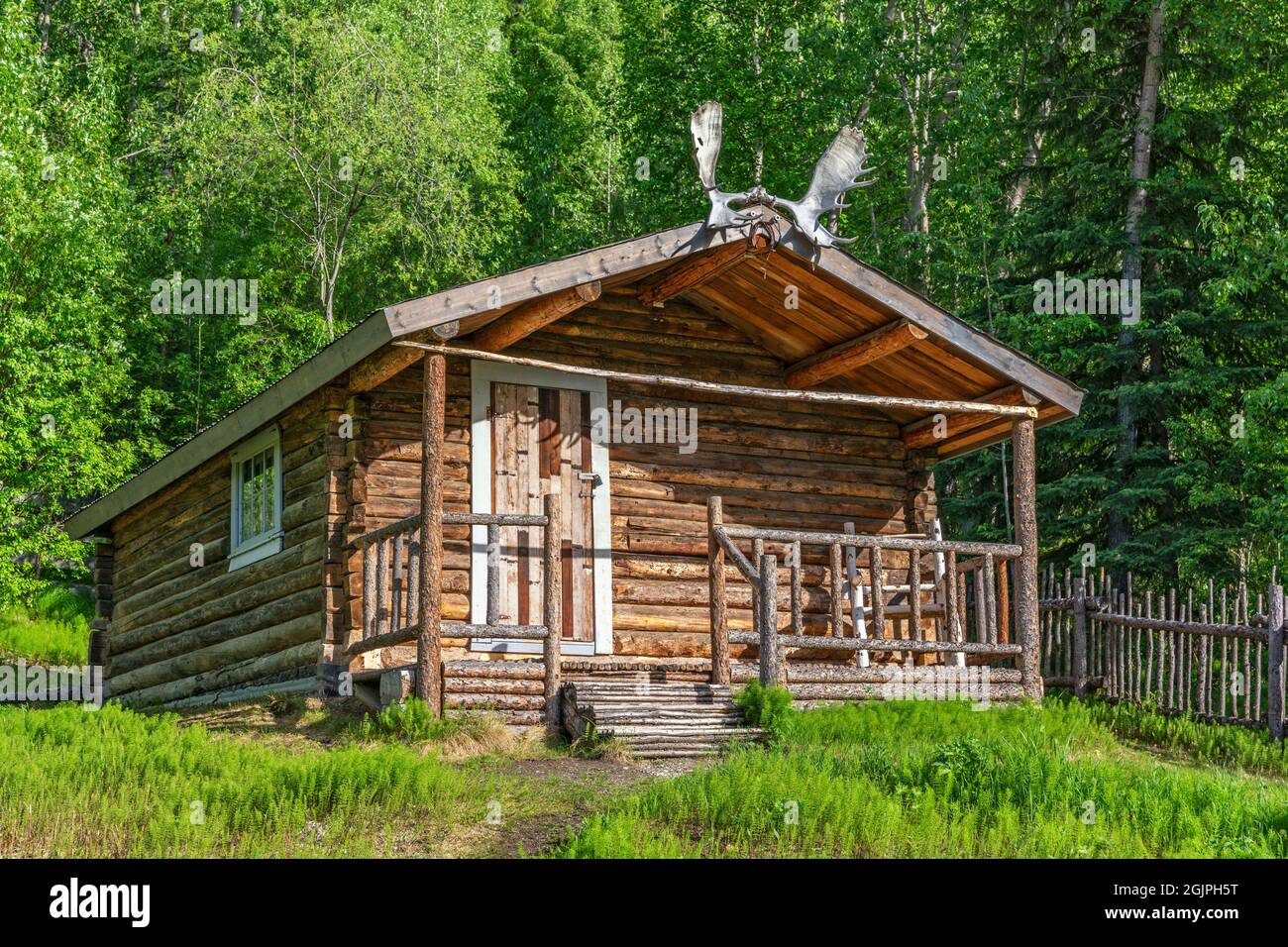 Canadá, Yukon Territory, Dawson City, Robert Service Cabin, un famoso