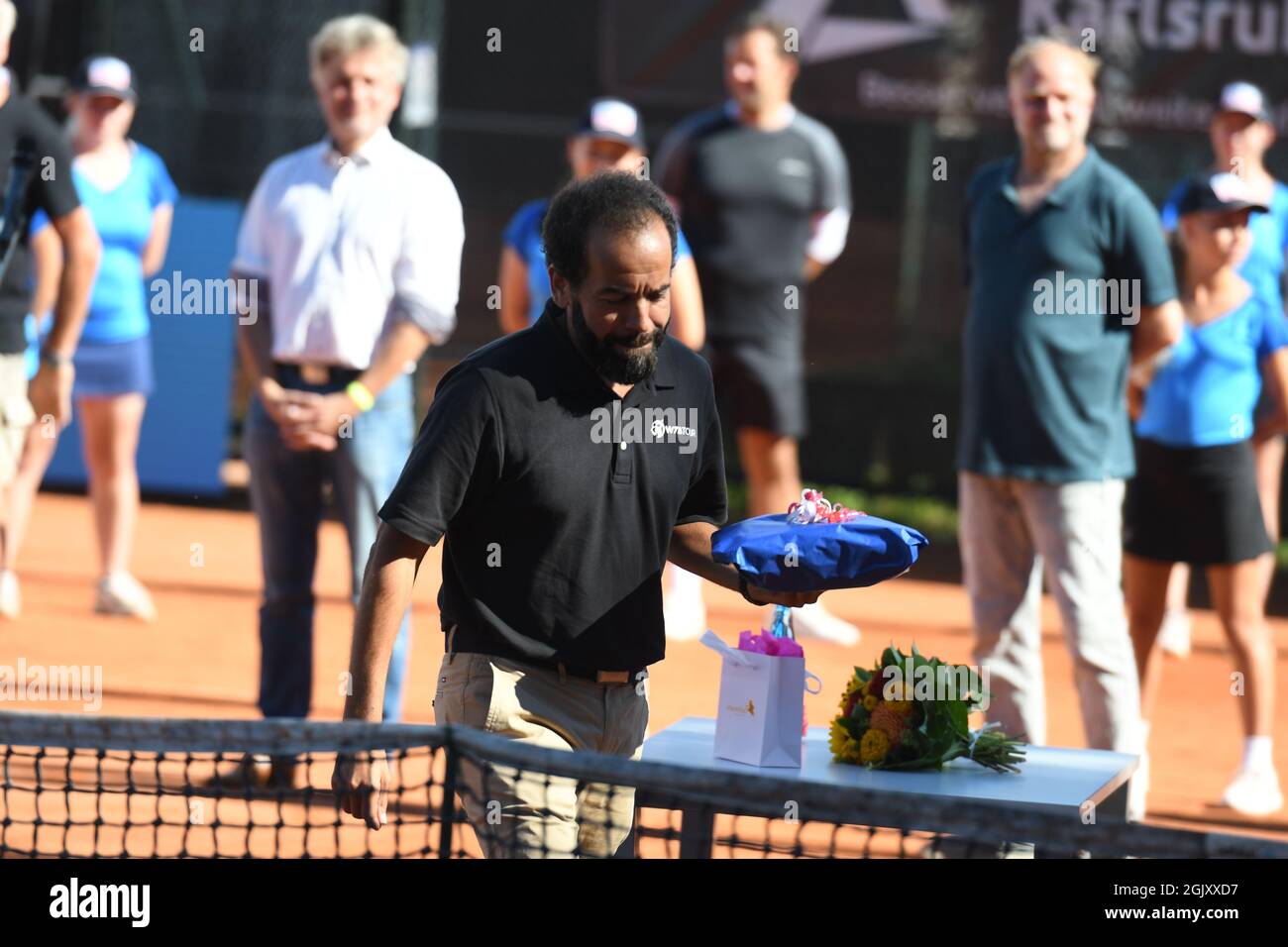 Liqui Moly Open WTA Turnier Karlsruhe Finale femenino tenis Mayar Sherif und Martina trevisan 12 septiembre 2021 Kader Nouni ganador Frank Mentrup Sieger Foto de stock