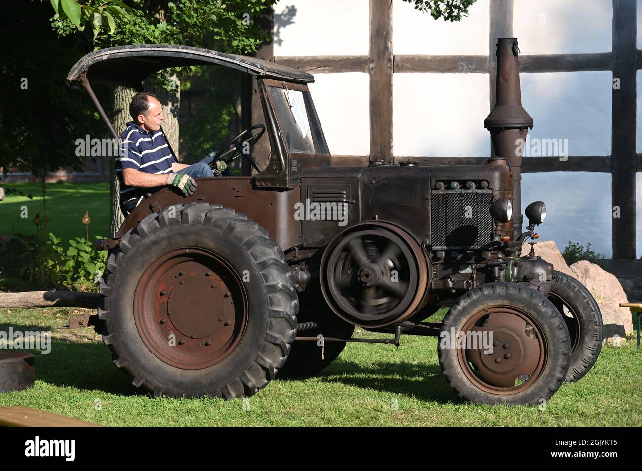 Histórico tractor de Bulldog Lanz todavía en funcionamiento Foto de stock
