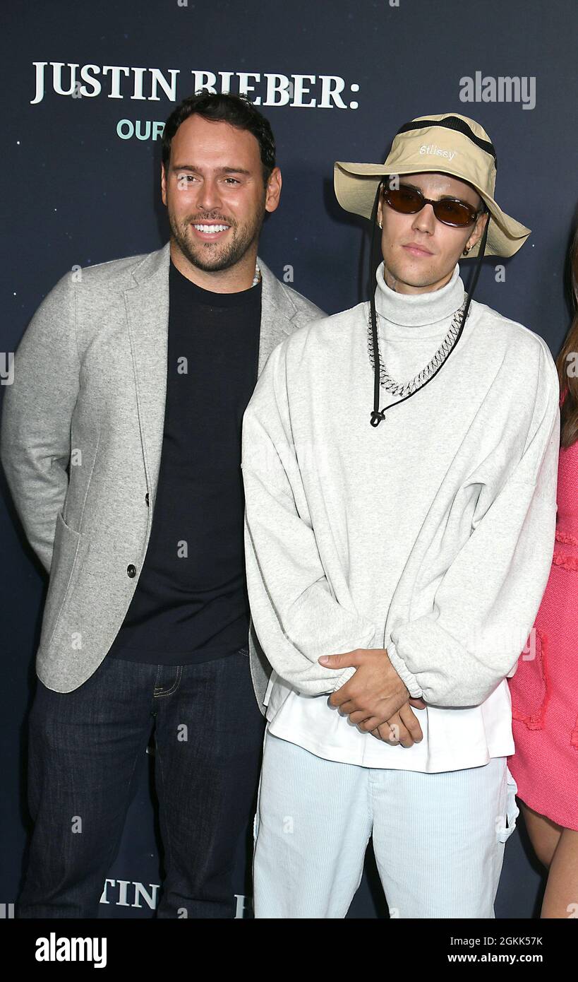 Scooter Braun, Justin Bieber y Allison Kaye asisten al documental de Amazon  Prime 'JUSTIN BIEBER: OUR WORLD' NY Special Screening en Edge NYC en Hudson  Yards el 14 de septiembre de 2021